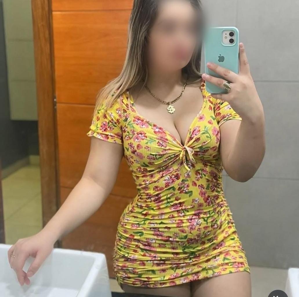Chica busca chico en Granada: 