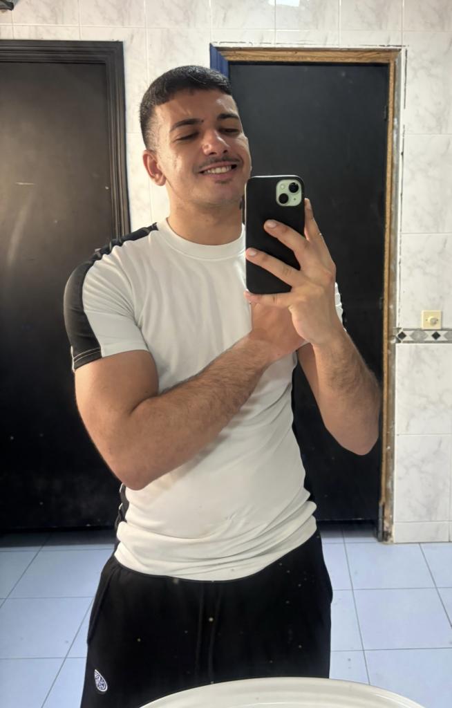 Chico busca chica en Málaga: 