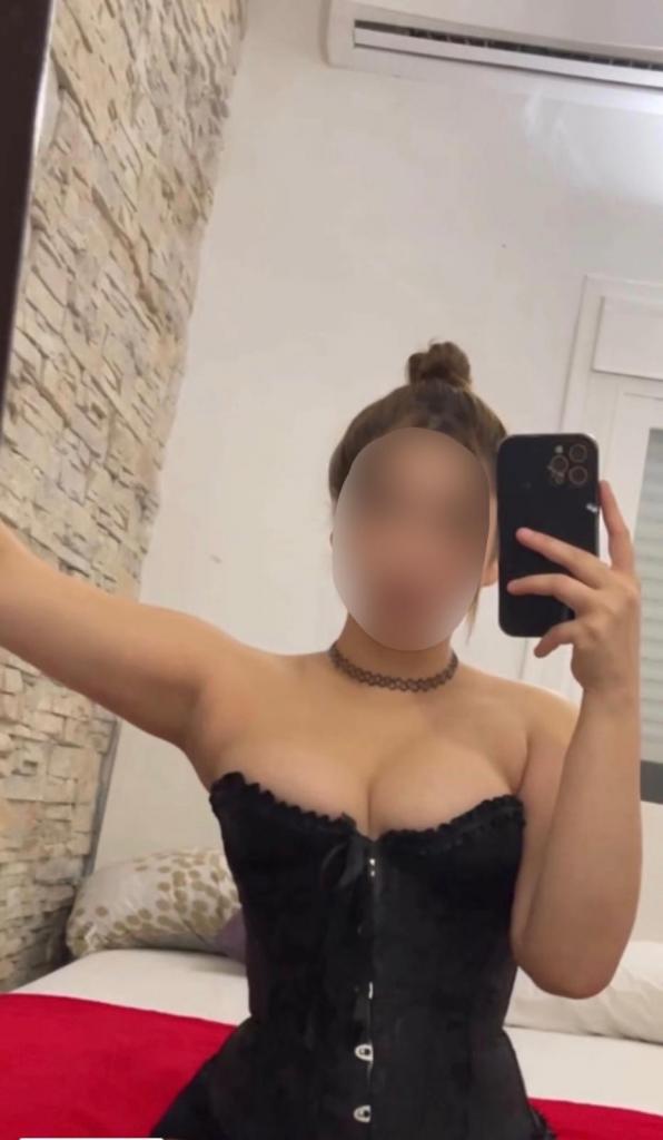 Chica busca chico en Barcelona: 