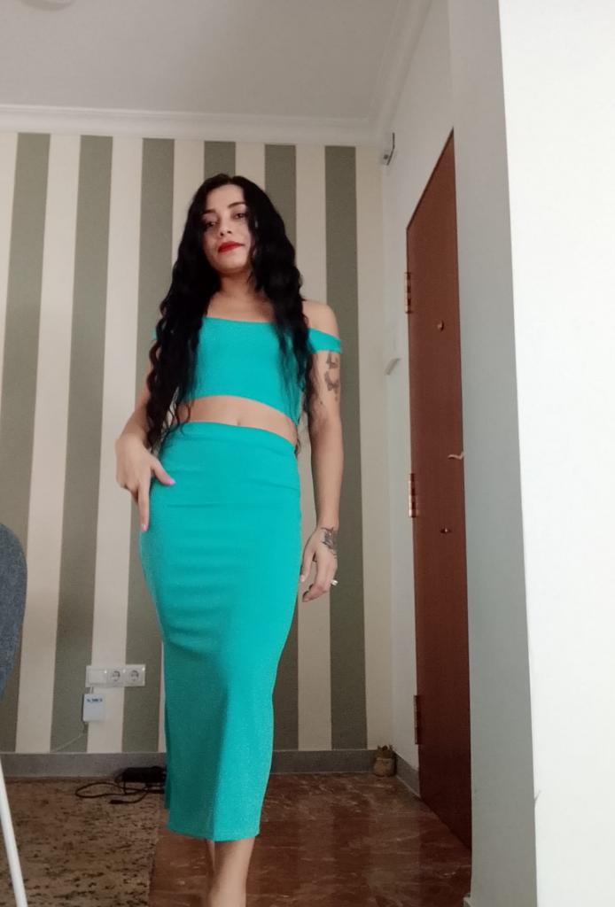 627462149: Chica busca chico en Sevilla