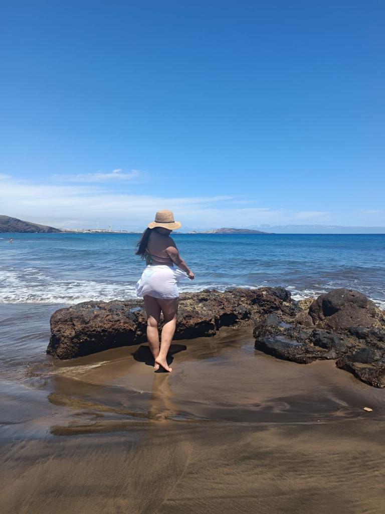 661413900: Chica busca chico en Las Palmas