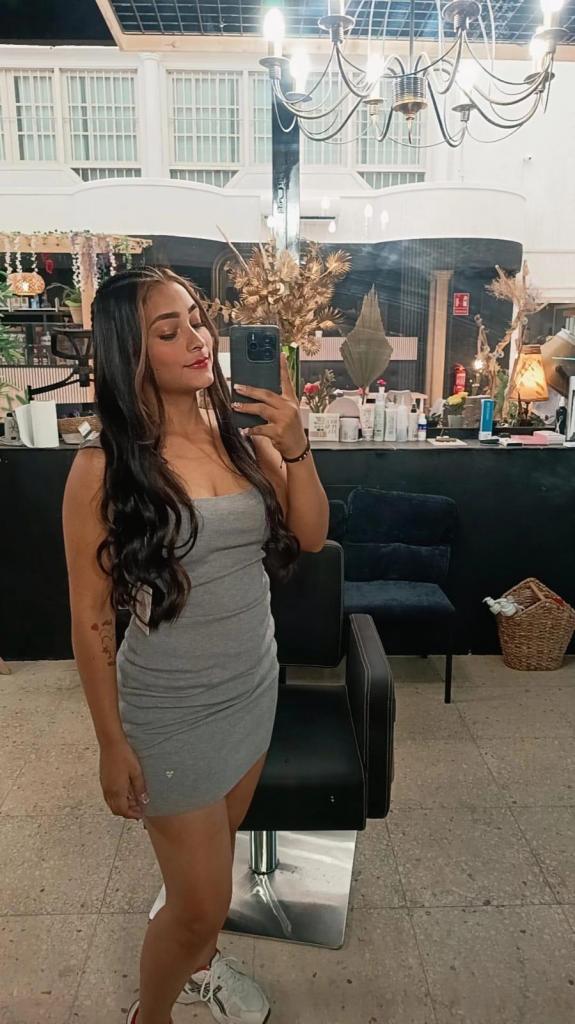 Chica busca chico en Almería: 