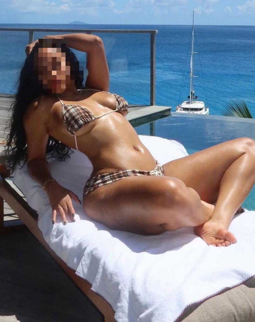Chica busca chico en Murcia: 