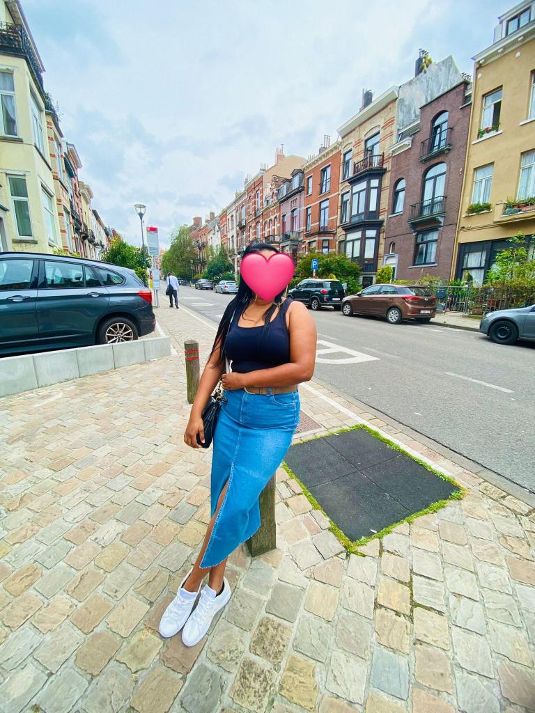 624467718: Chica busca chico en La Coruña