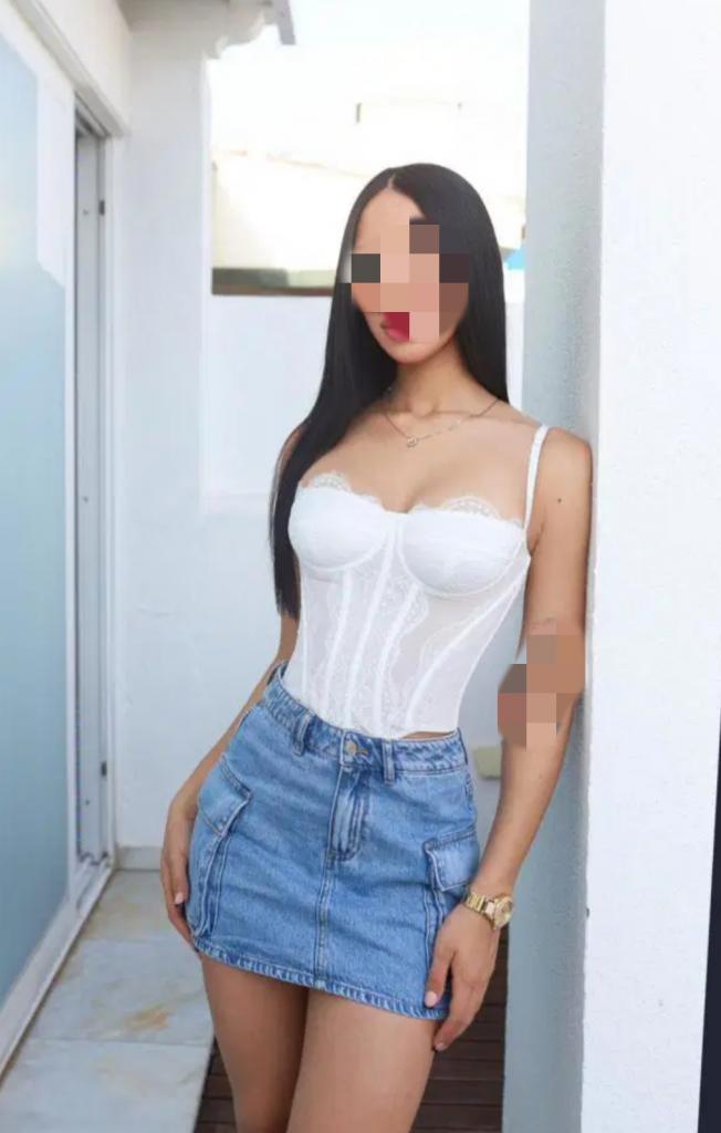 672591229: Chica busca chico en Murcia