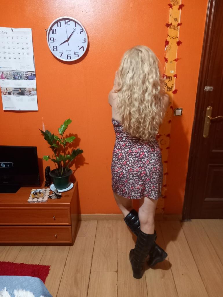 Chica busca chico en La Coruña: 