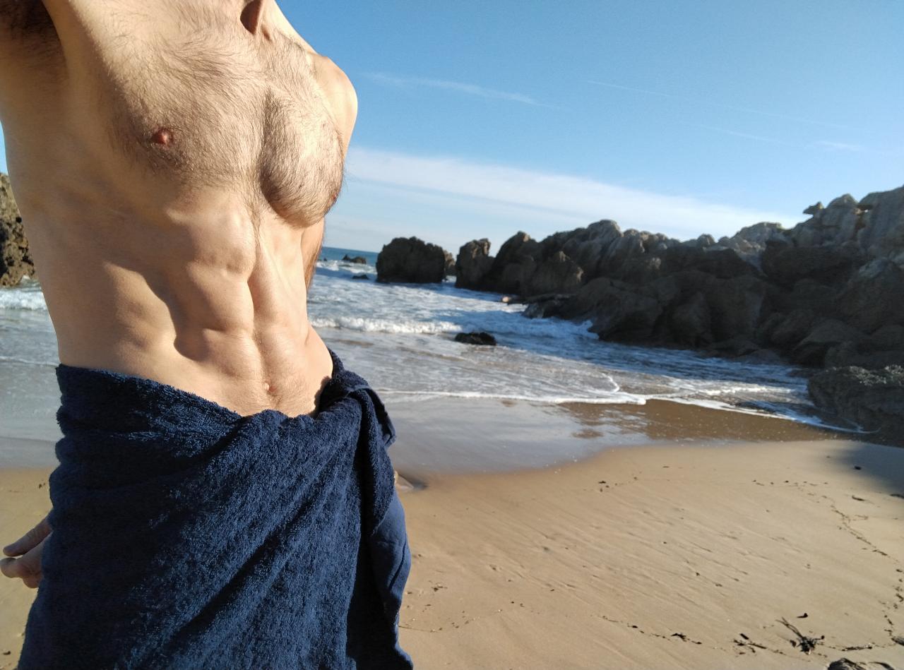 699389539: Chico busca chica en Cantabria