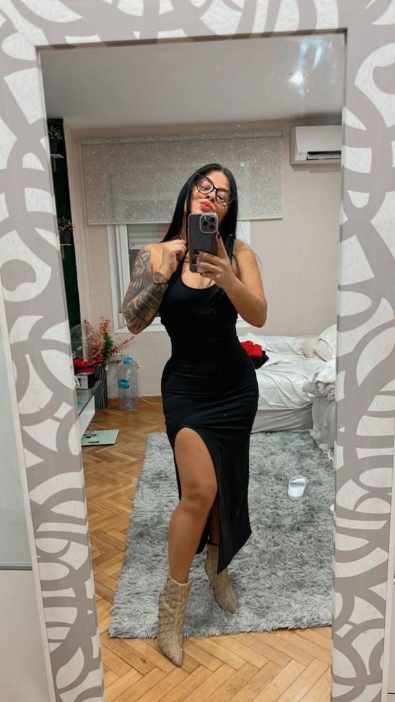 Chica busca chico en Tenerife: 