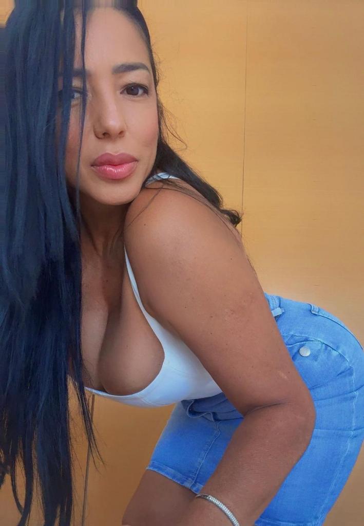 Chica busca chico en Alicante: 