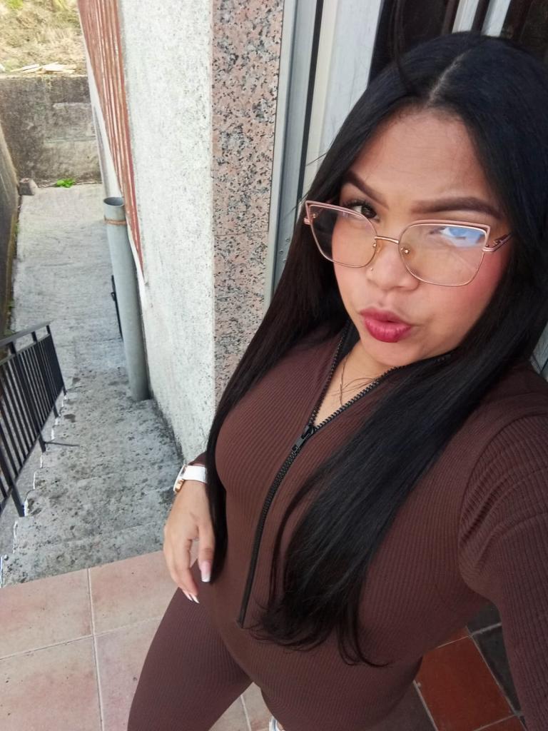Chica busca chico en Sevilla: 