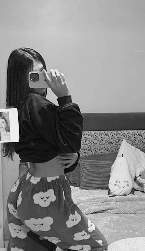 Chica busca chico en Sevilla: 