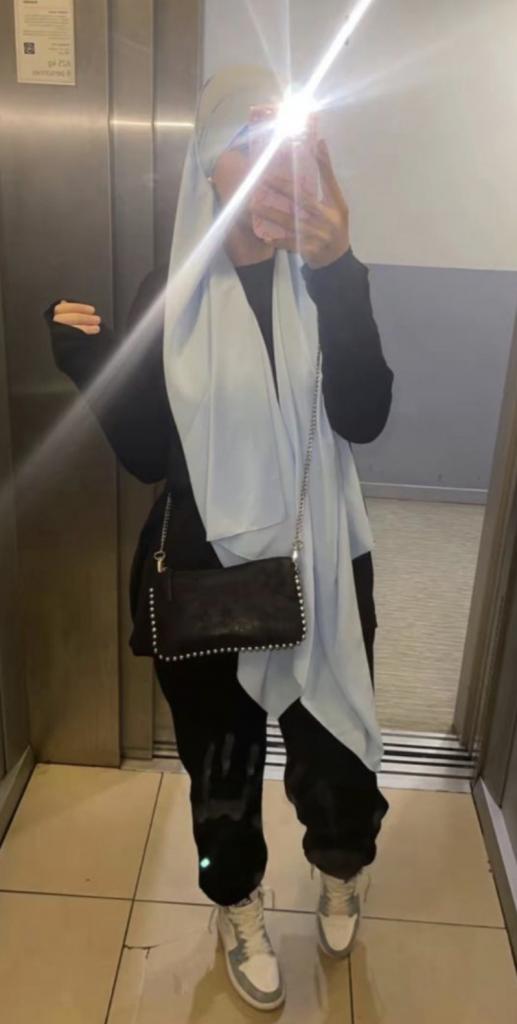 631995580: Chica busca chico en Ciudad Real