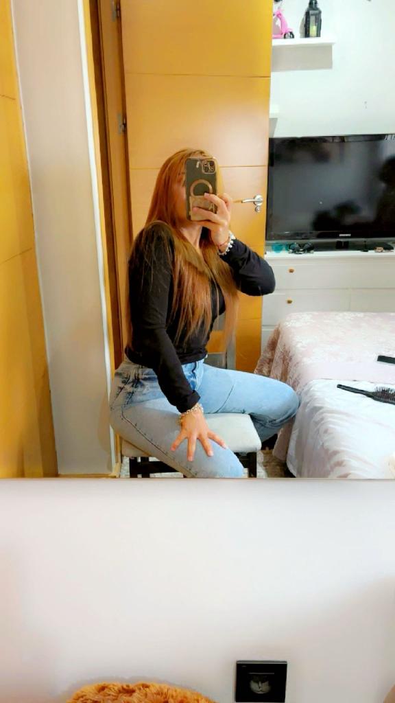 Chica busca chico en Sevilla: 