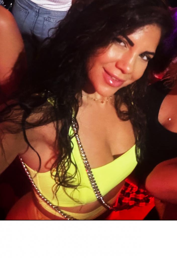 Chica busca chico en Sevilla: 