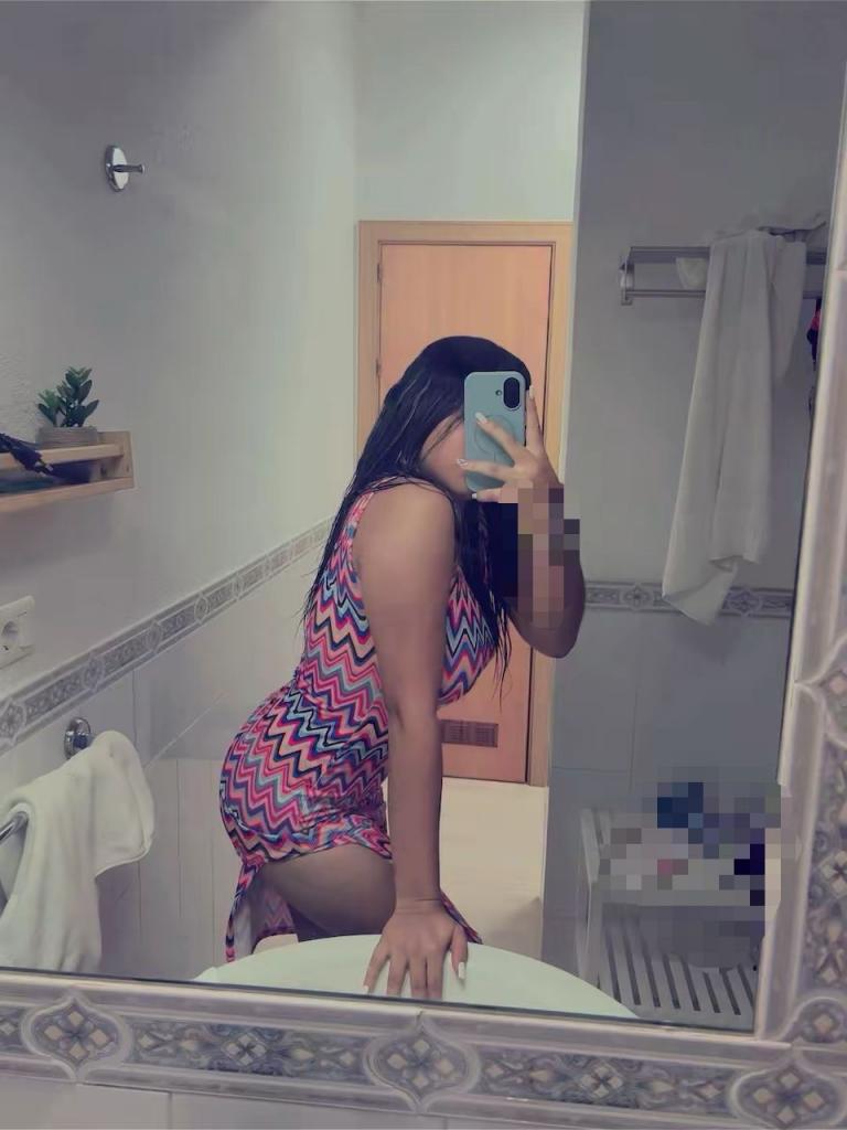 Chica busca chico en Tenerife: 
