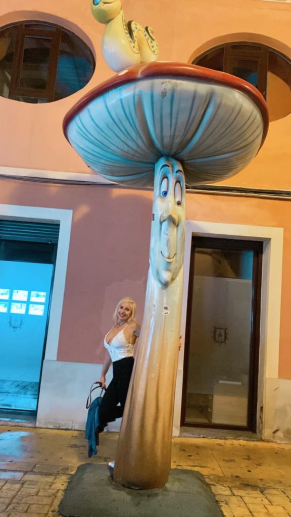 694205871: Chica busca chico en Alicante