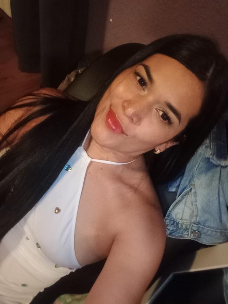 Chica busca chico en Cádiz: 