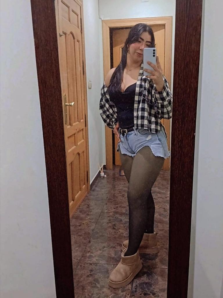 Chica busca chico en Cádiz: 