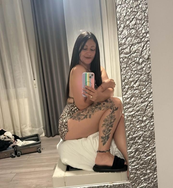 Chica busca chico en Lugo: 