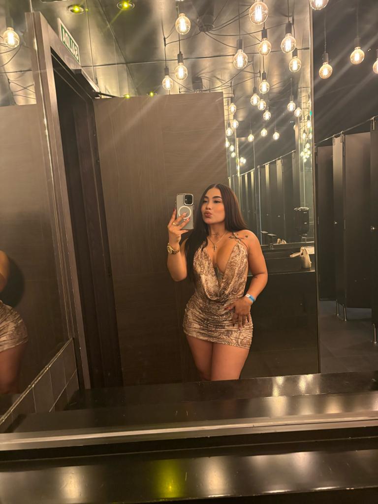 Chica busca chico en La Coruña: 
