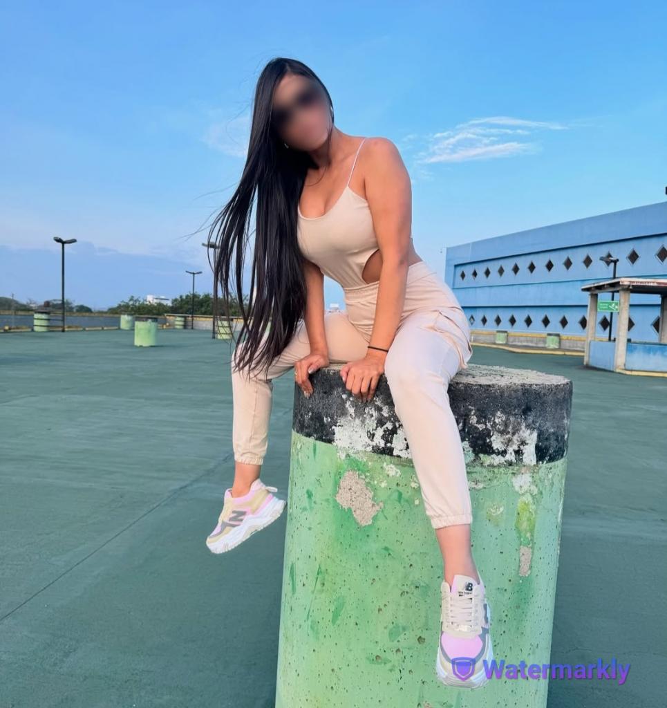 625287134: Chica busca chico en Barcelona