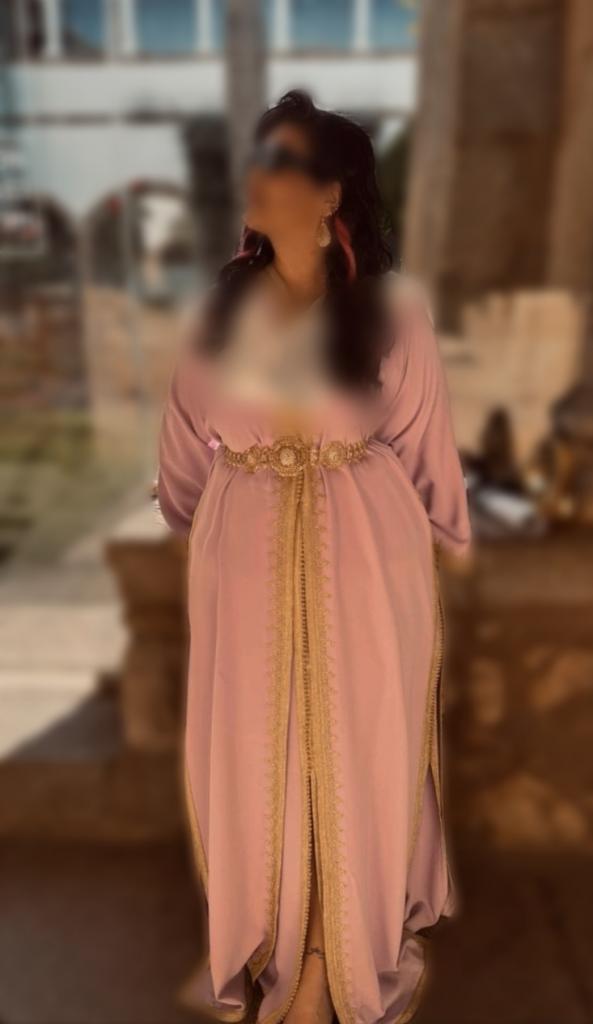 Chica busca chico en Almería: 