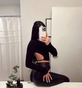 643583788: Chica busca chico en Murcia