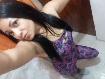 604399398: Chica busca chico en La Coruña