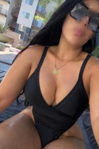 613509841: Chica busca chico en Sevilla