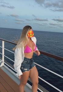642554469: Chica busca chico en Granada