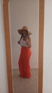 641990193: Chica busca chico en Madrid