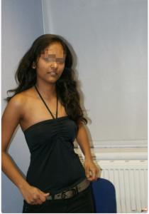 633283652: Chica busca chico en La Coruña