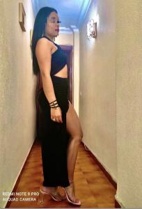 607154879: Chica busca chico en Sevilla