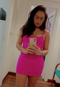 697734316: Chica busca chico en Cantabria