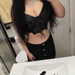 647605379: Chica busca chico en Madrid