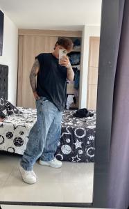 614892125: Chico busca chica en Murcia