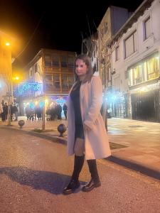 675366467: Chica busca chico en Barcelona