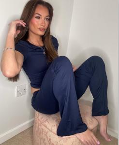 602716885: Chica busca chico en Cantabria