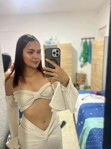 612234043: Chica busca chico en Alicante