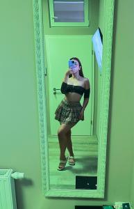613635803: Chica busca chico en Málaga