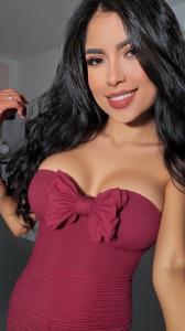 672699184: Chica busca chico en Barcelona