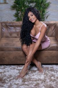 695799872: Chica busca chico en Barcelona