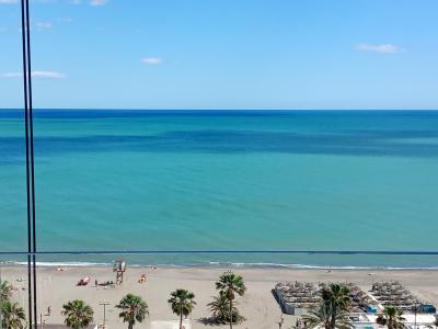 662677728: Chico busca chica en Málaga