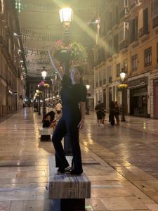 631293213: Chica busca chico en Cantabria
