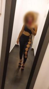 697782063: Chica busca chico en Málaga