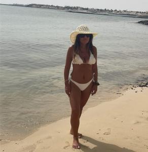 613882978: Chica busca chico en Lugo