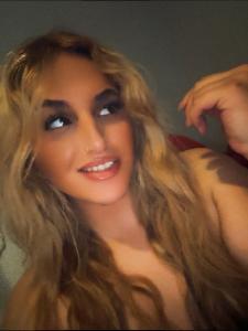 610959798: Chica busca chico en Cádiz