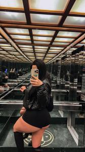 632223474: Chica busca chico en Madrid