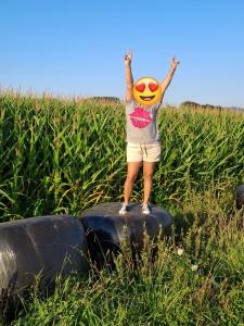 631206563: Chica busca chico en Cantabria