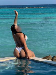 617043703: Chica busca chico en Granada